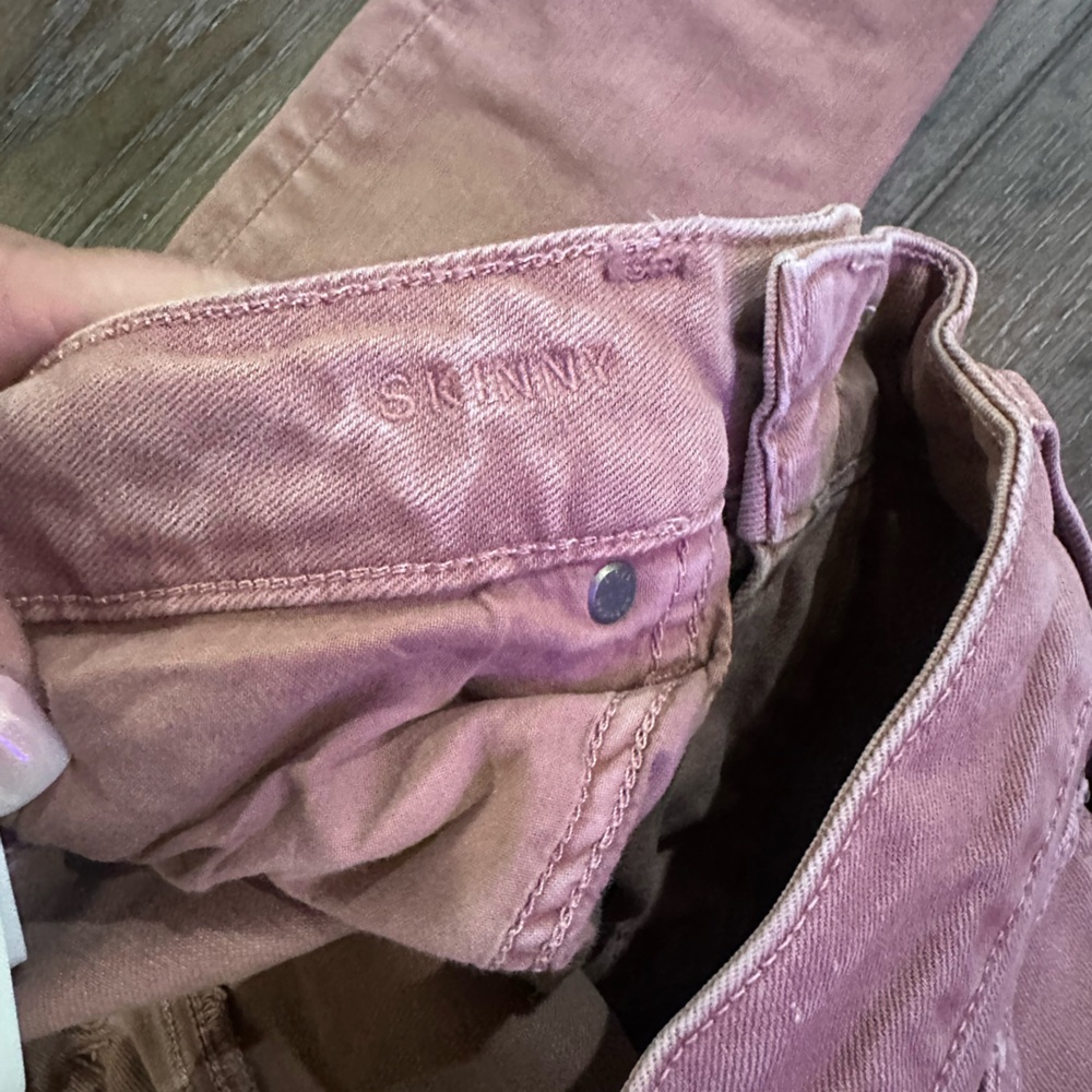 AE Distressed Pink Skinny Jeans - Picture 6 of 7